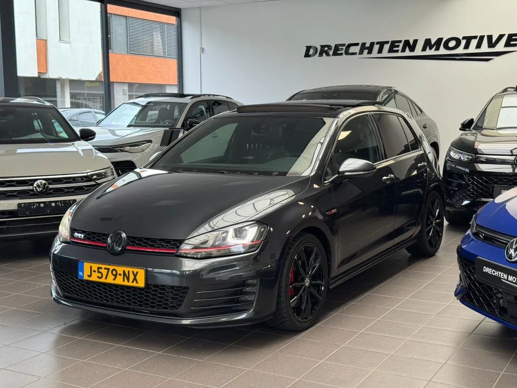 Volkswagen Golf (2016) — foto 1