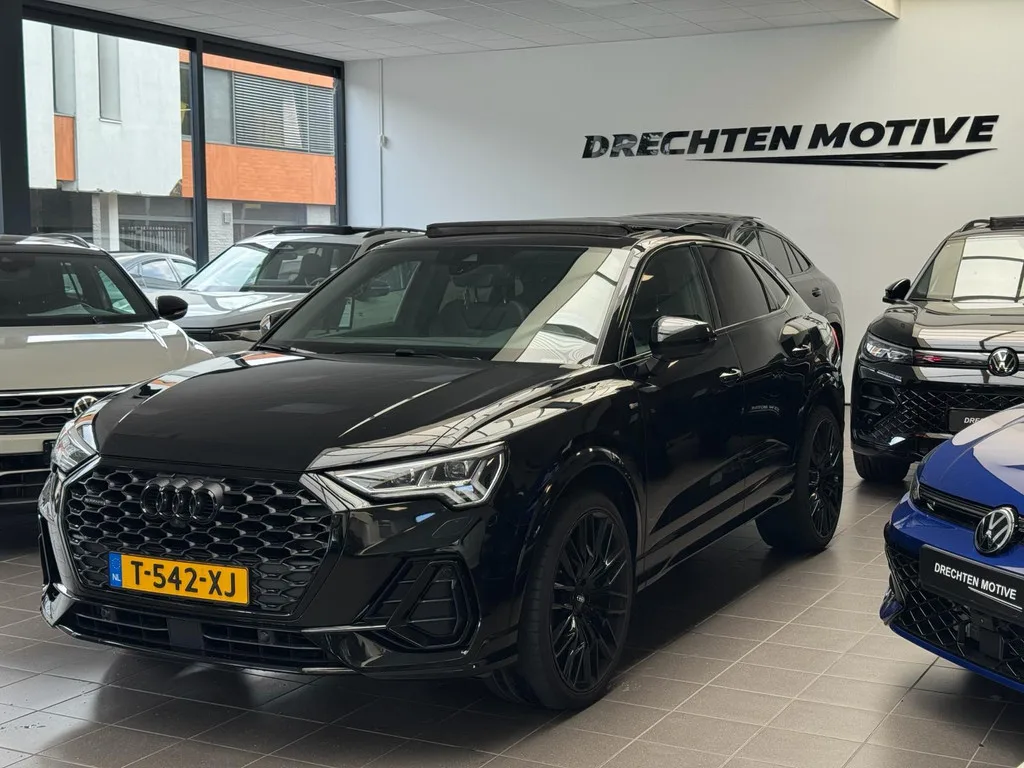 Audi Q3 (2021) — foto 1