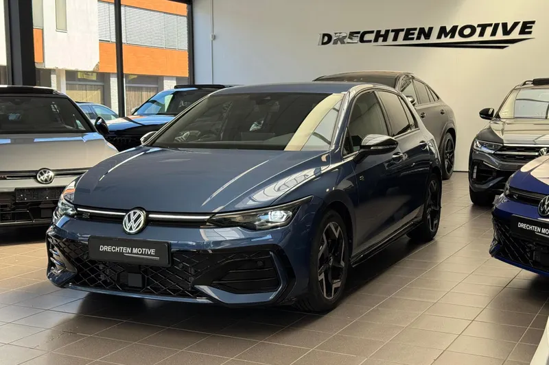 Volkswagen Golf (2025)