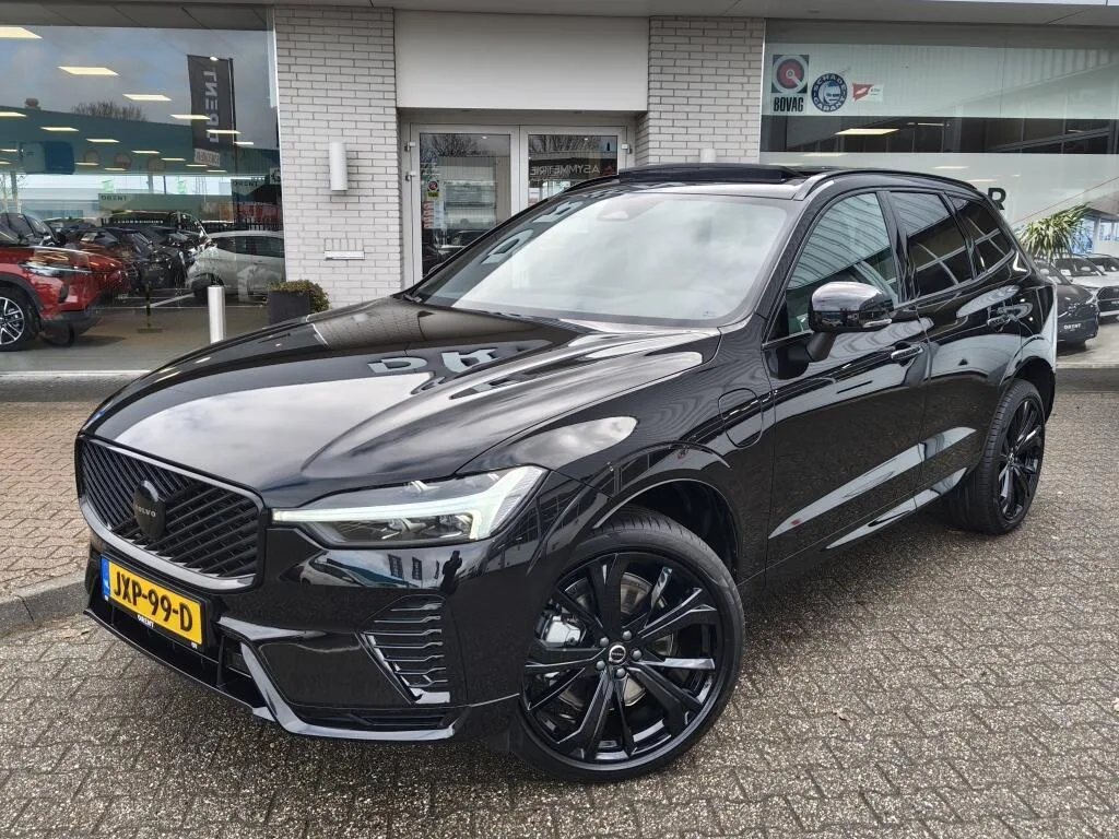 Volvo XC60 (2025) — foto 1