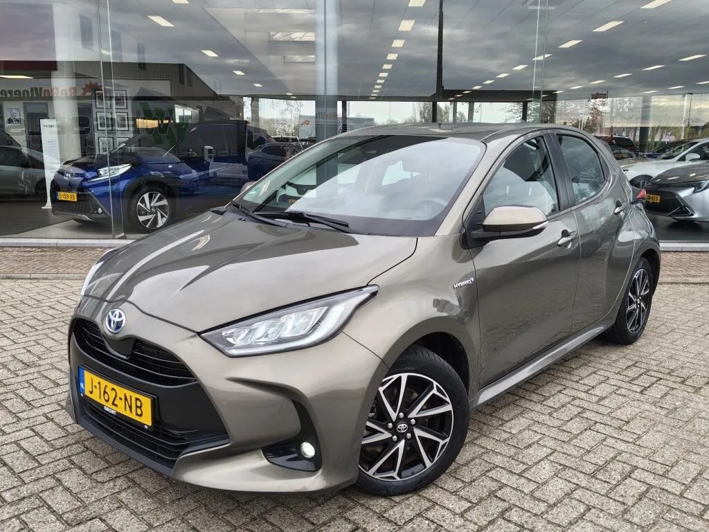 Toyota Yaris (2020) — foto 1