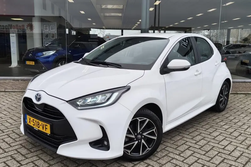 Toyota Yaris (2024)