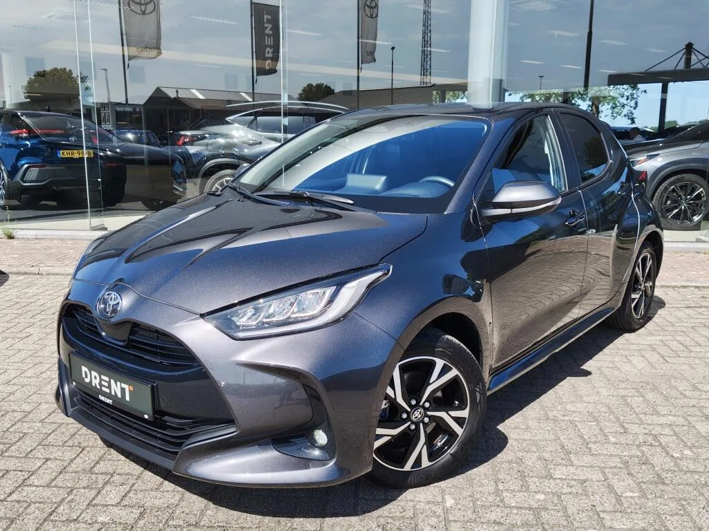 Toyota Yaris (2024) — foto 1