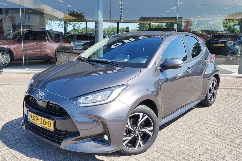 Toyota Yaris (2024)