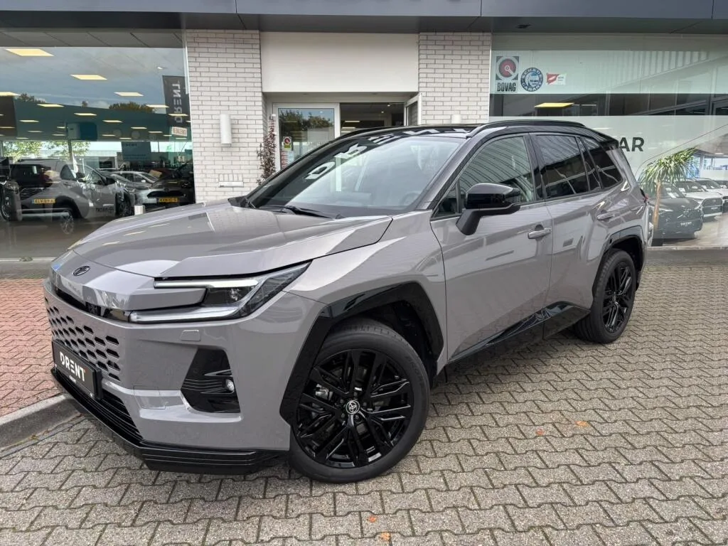 Toyota RAV4 (2026) — foto 1