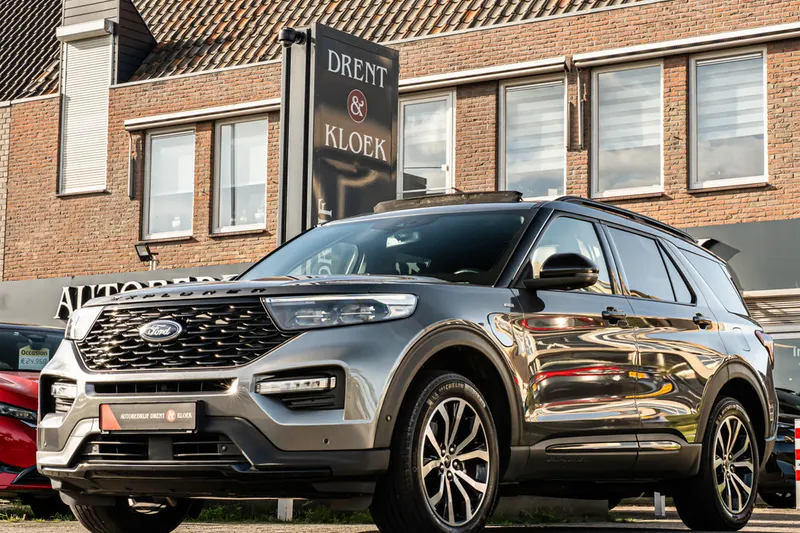 Ford Explorer (2022)