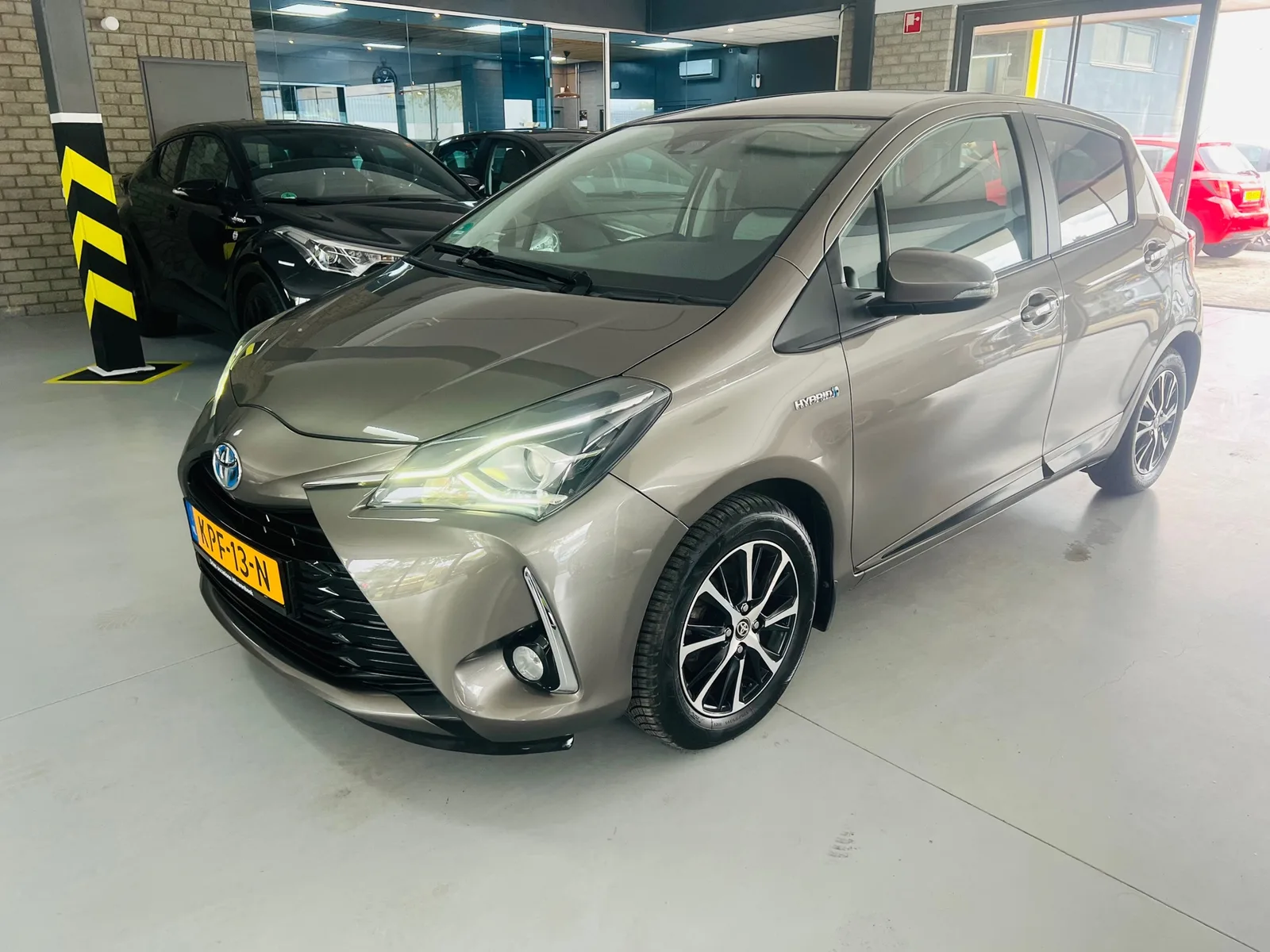 Toyota Yaris (2019) — foto 1