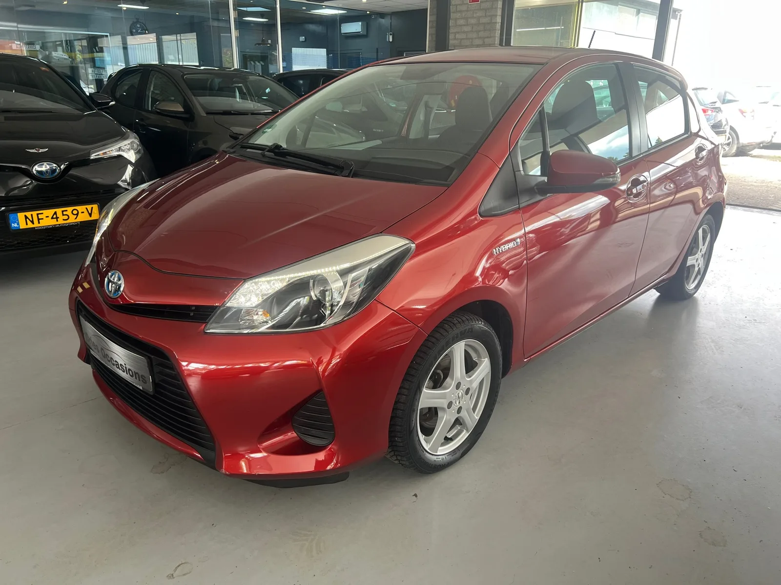Toyota Yaris (2012) — foto 1