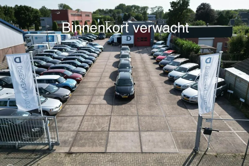 Volvo XC40 (2022)