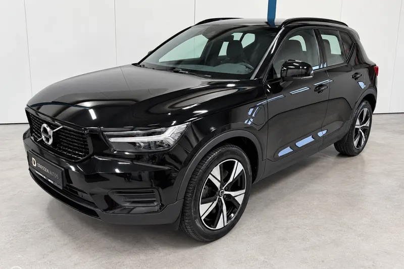 Volvo XC40 (2022)