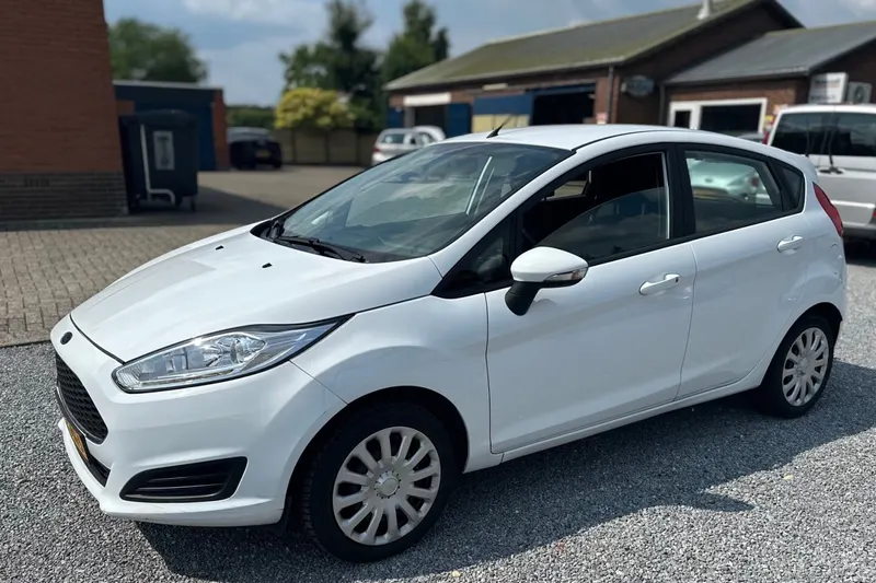 Ford Fiesta (2016)