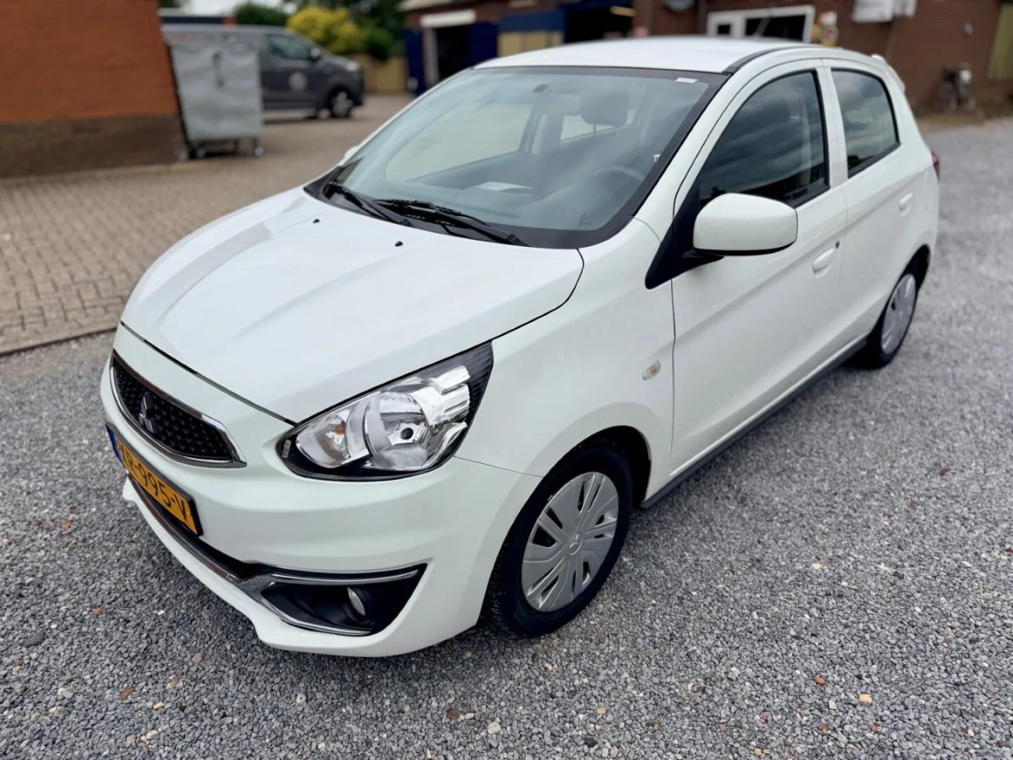 Mitsubishi Space Star (2019) — foto 1