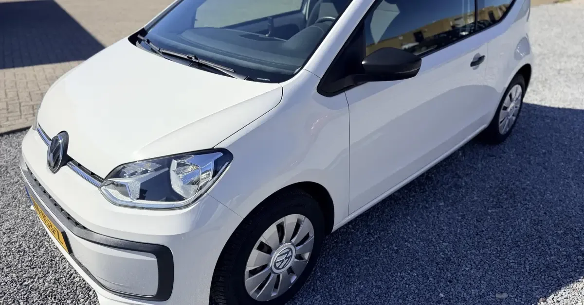 Volkswagen Up! (2017) — foto 1