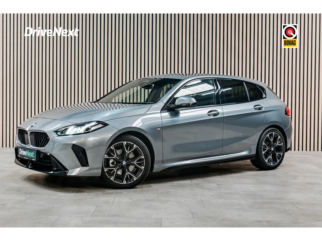 BMW  (2025) — foto 1