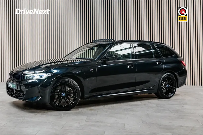 BMW  (2025)