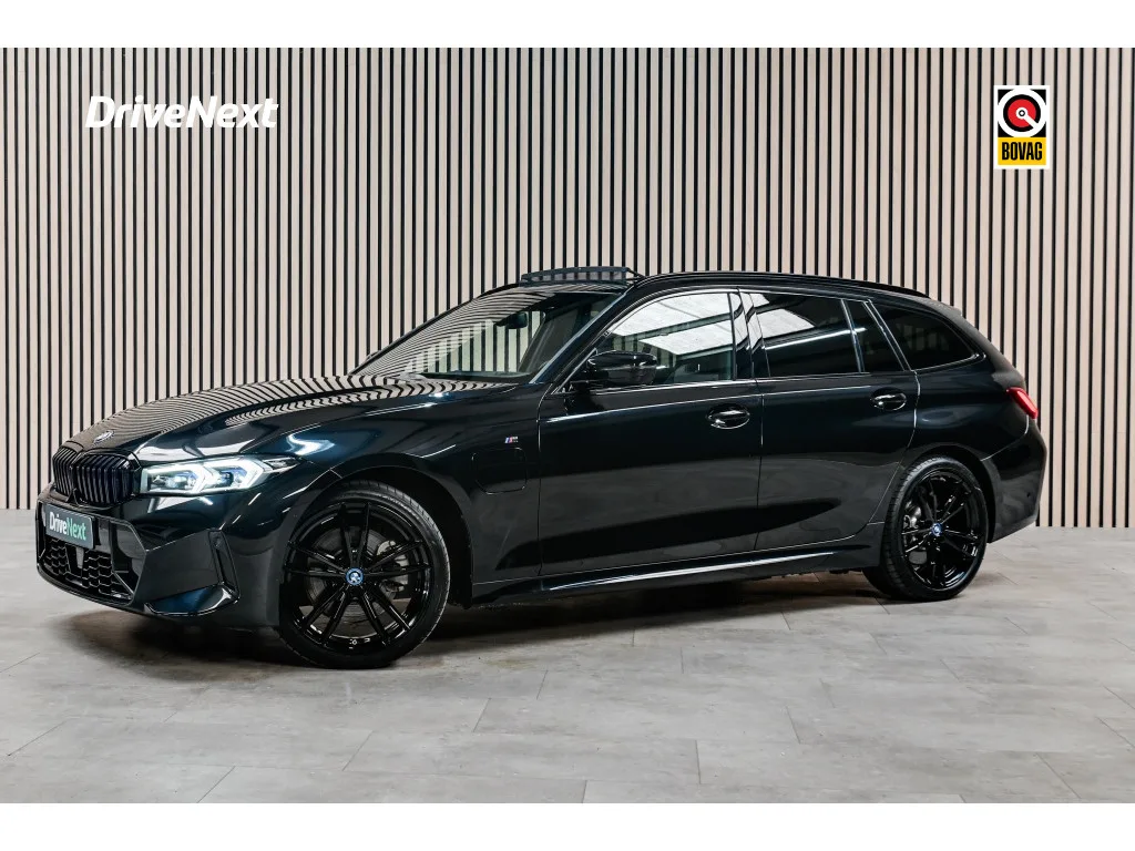 BMW  (2025) — foto 1