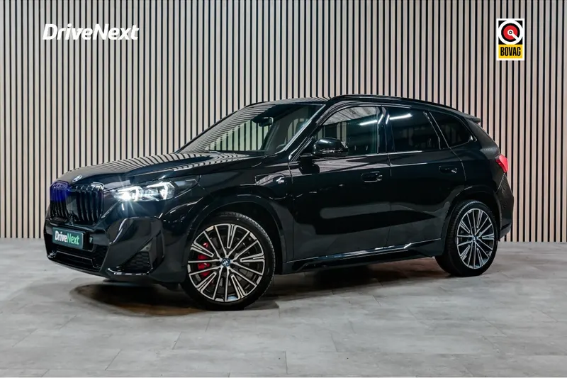 BMW  (2025)