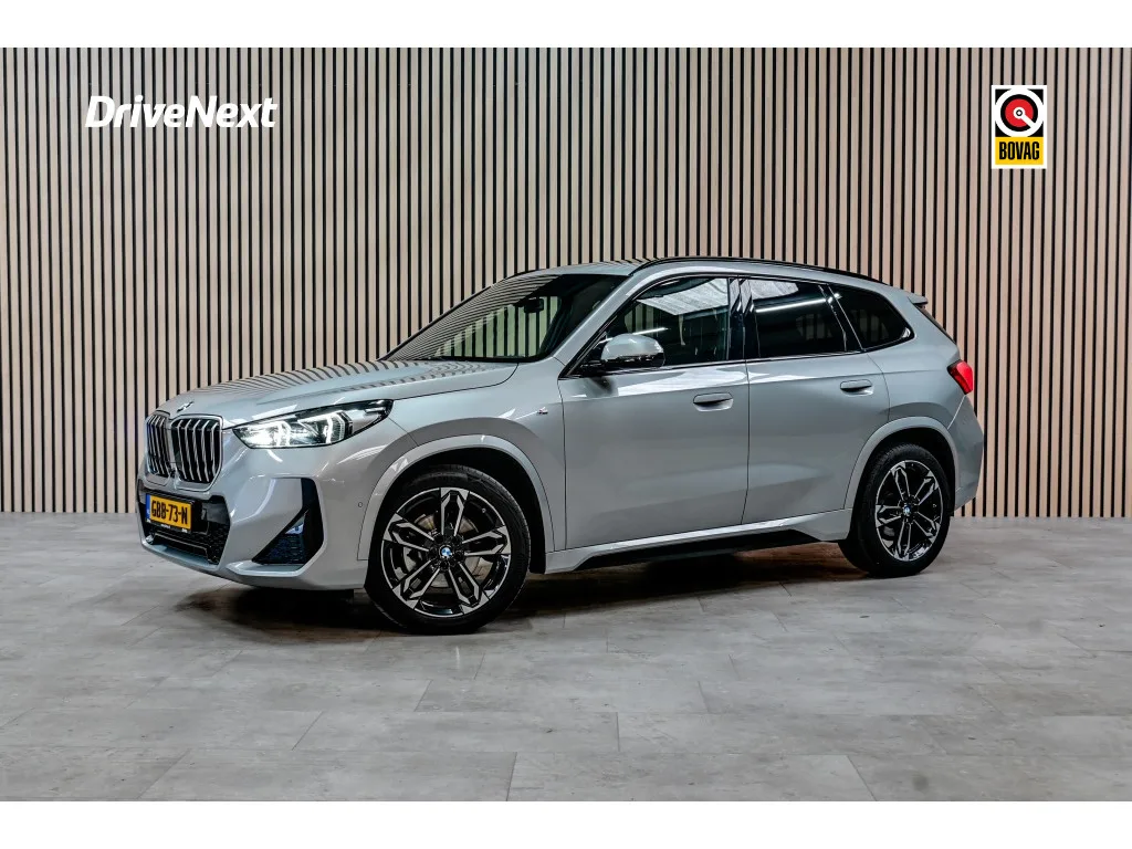BMW  (2023) — foto 1