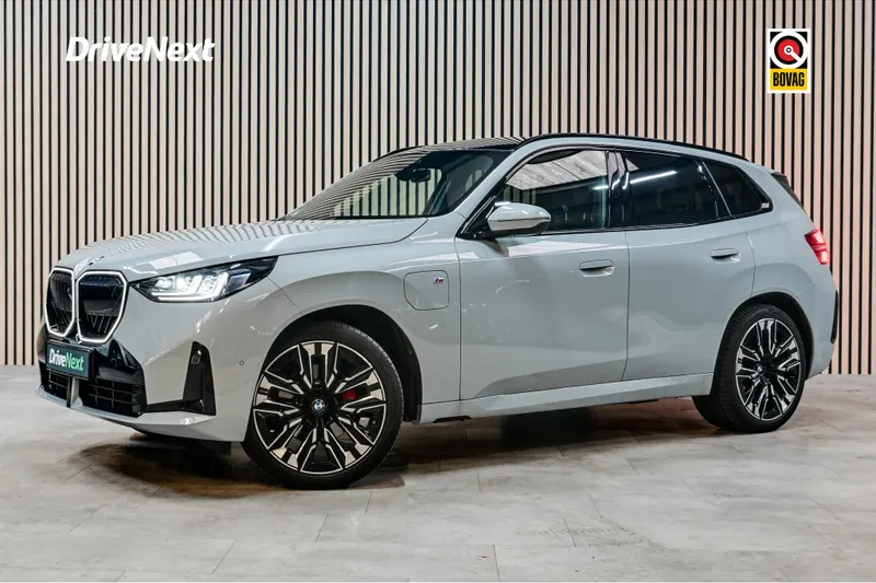 BMW  (2025)