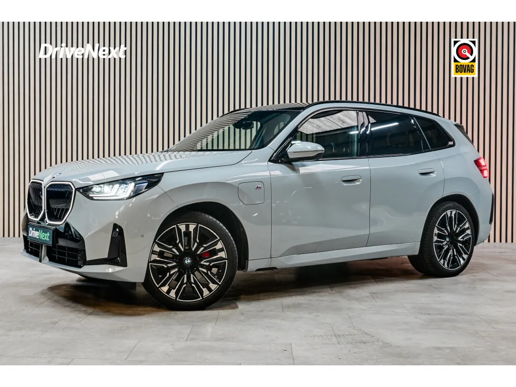 BMW (2025) — foto 1