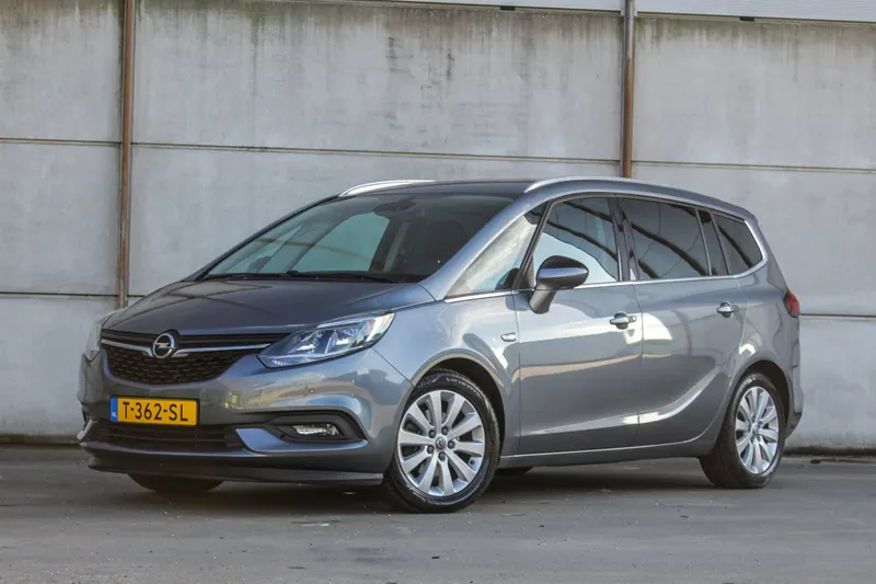 Opel Zafira (2016)