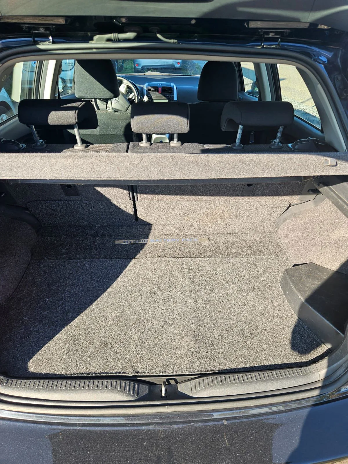 Toyota Auris (2010) — foto 1