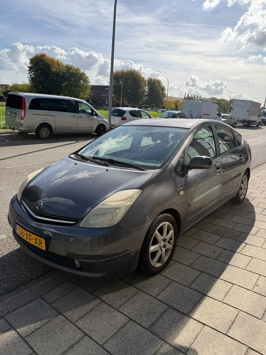 Toyota Prius (2007) — foto 1