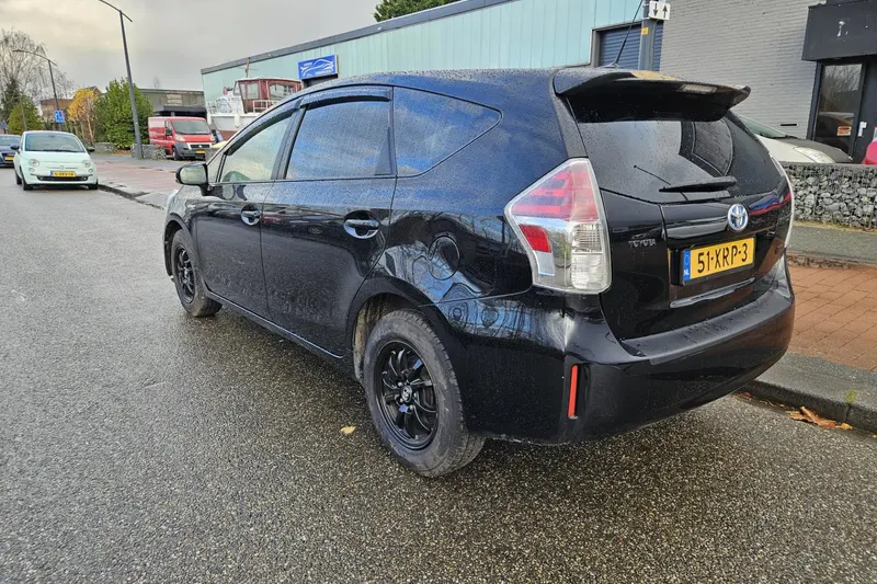 Toyota Prius (2012)