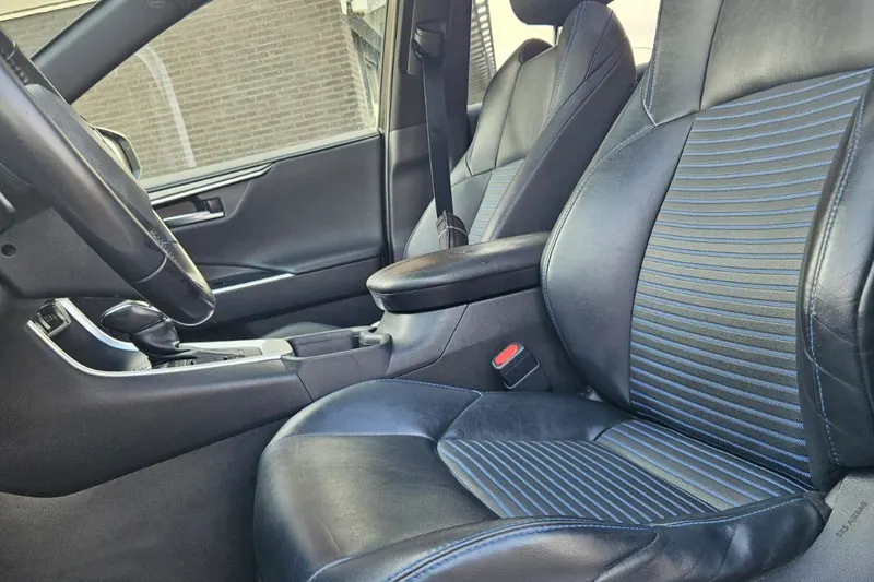 Toyota RAV4 (2020)