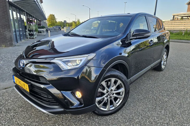 Toyota RAV4 (2016)