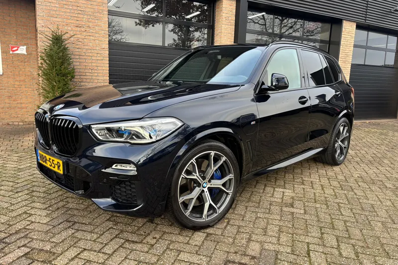BMW X5 (2020)