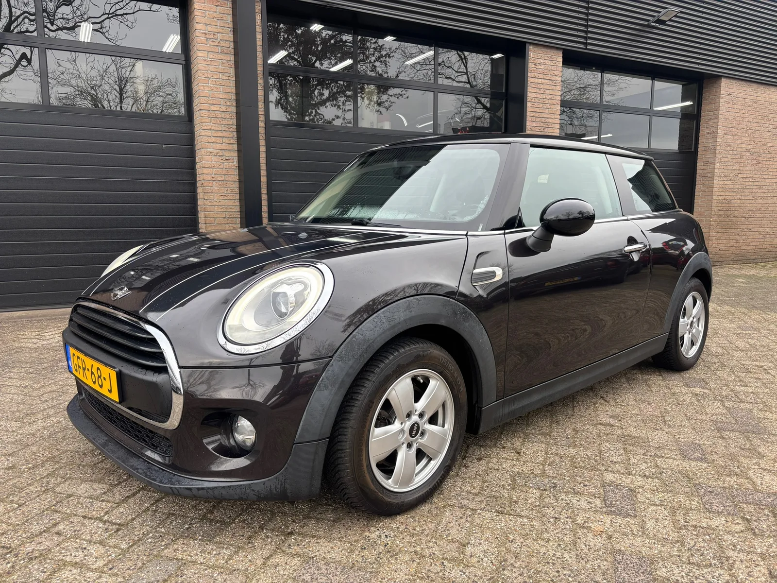 MINI Cooper (2016) — foto 1