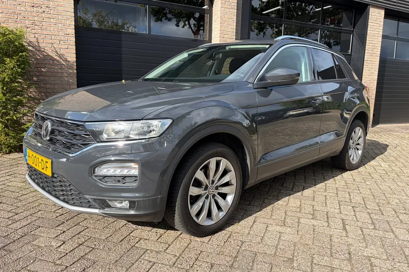 Volkswagen T-Roc (2020)