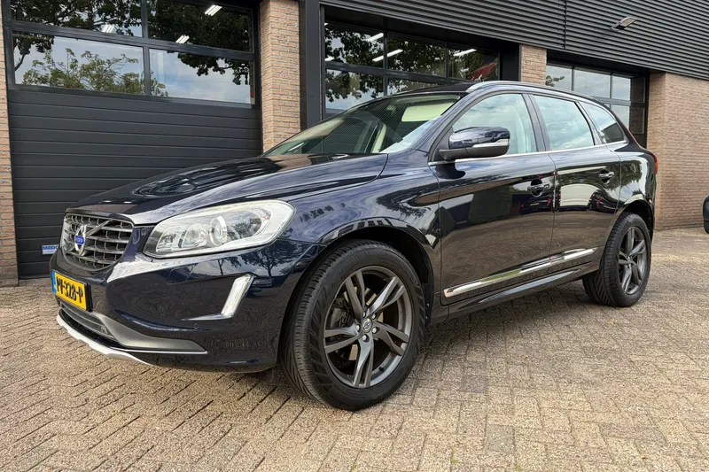 Volvo XC60 (2016)