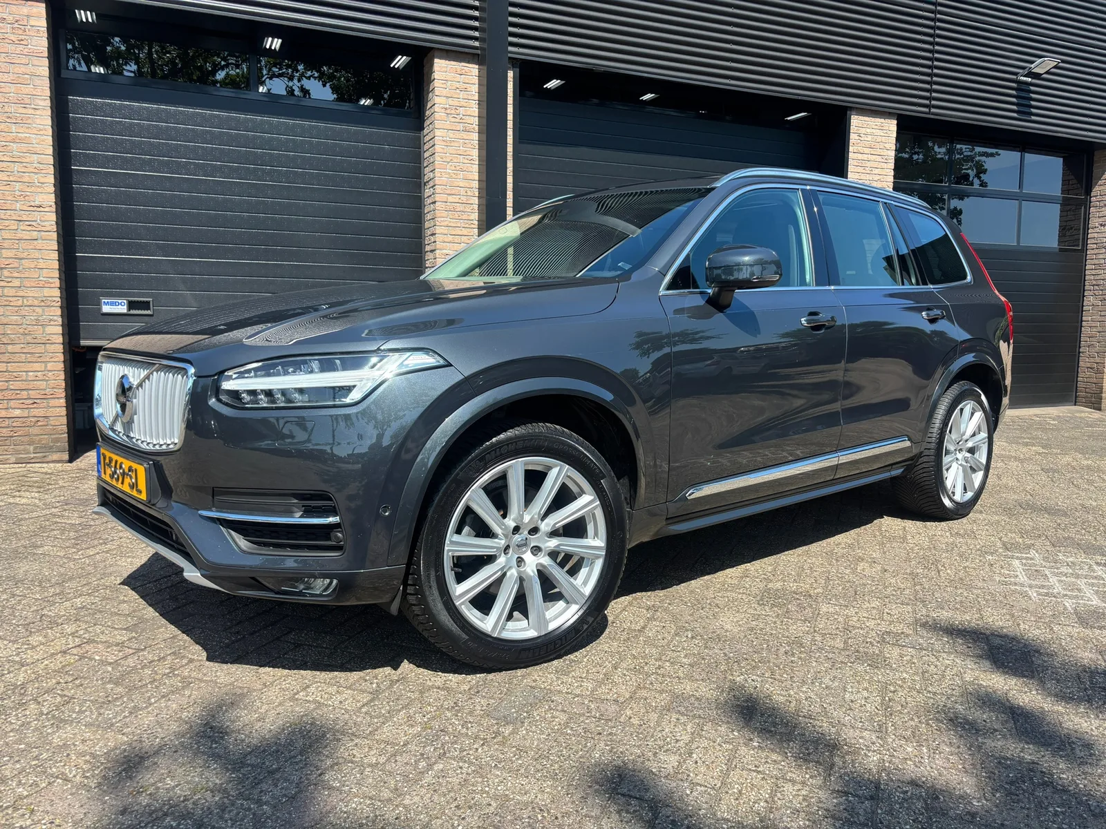Volvo XC90 (2015) — foto 1