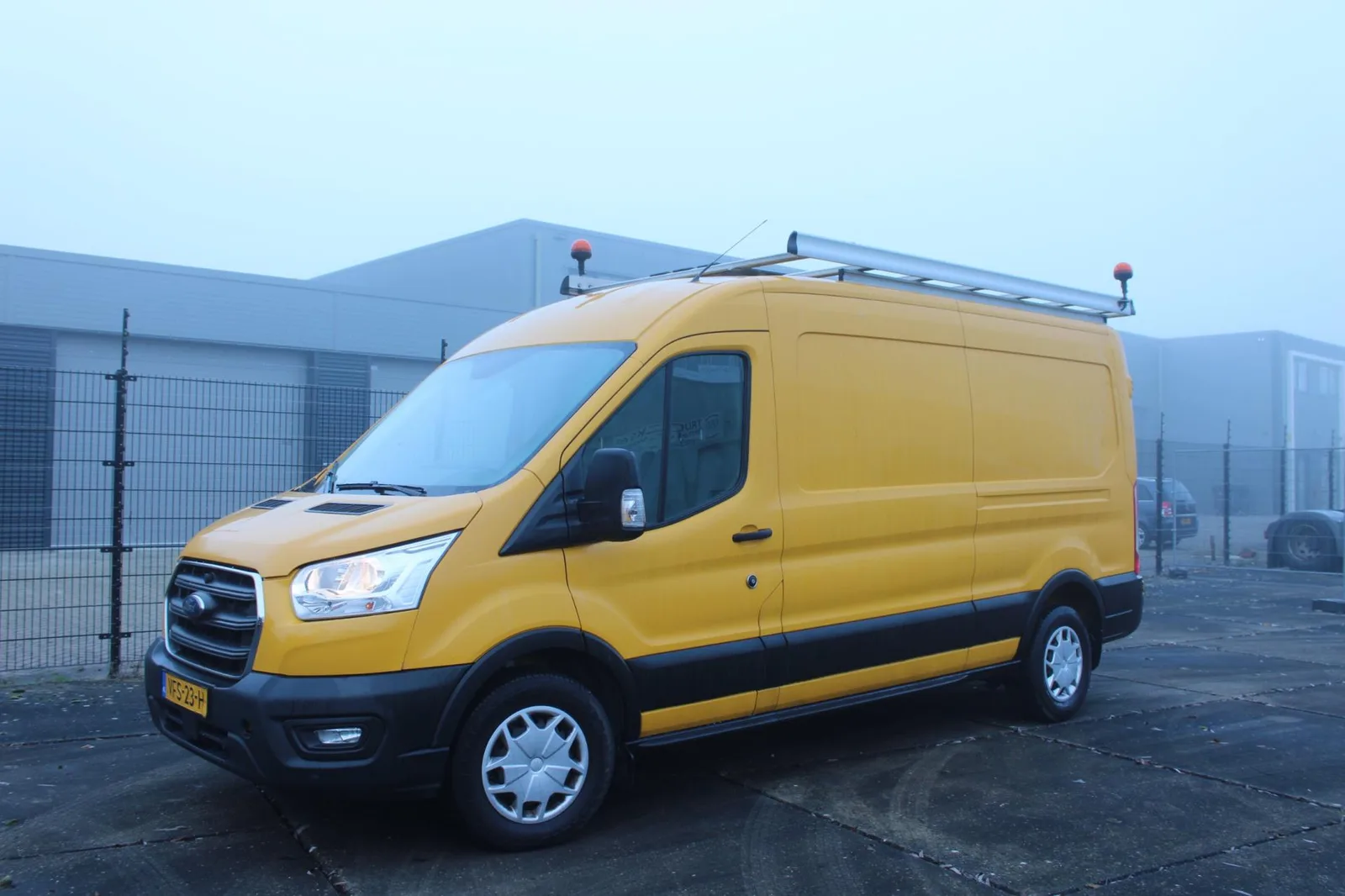 Ford Transit (2020) — foto 1