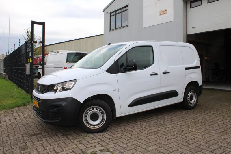 Peugeot Partner (2023)