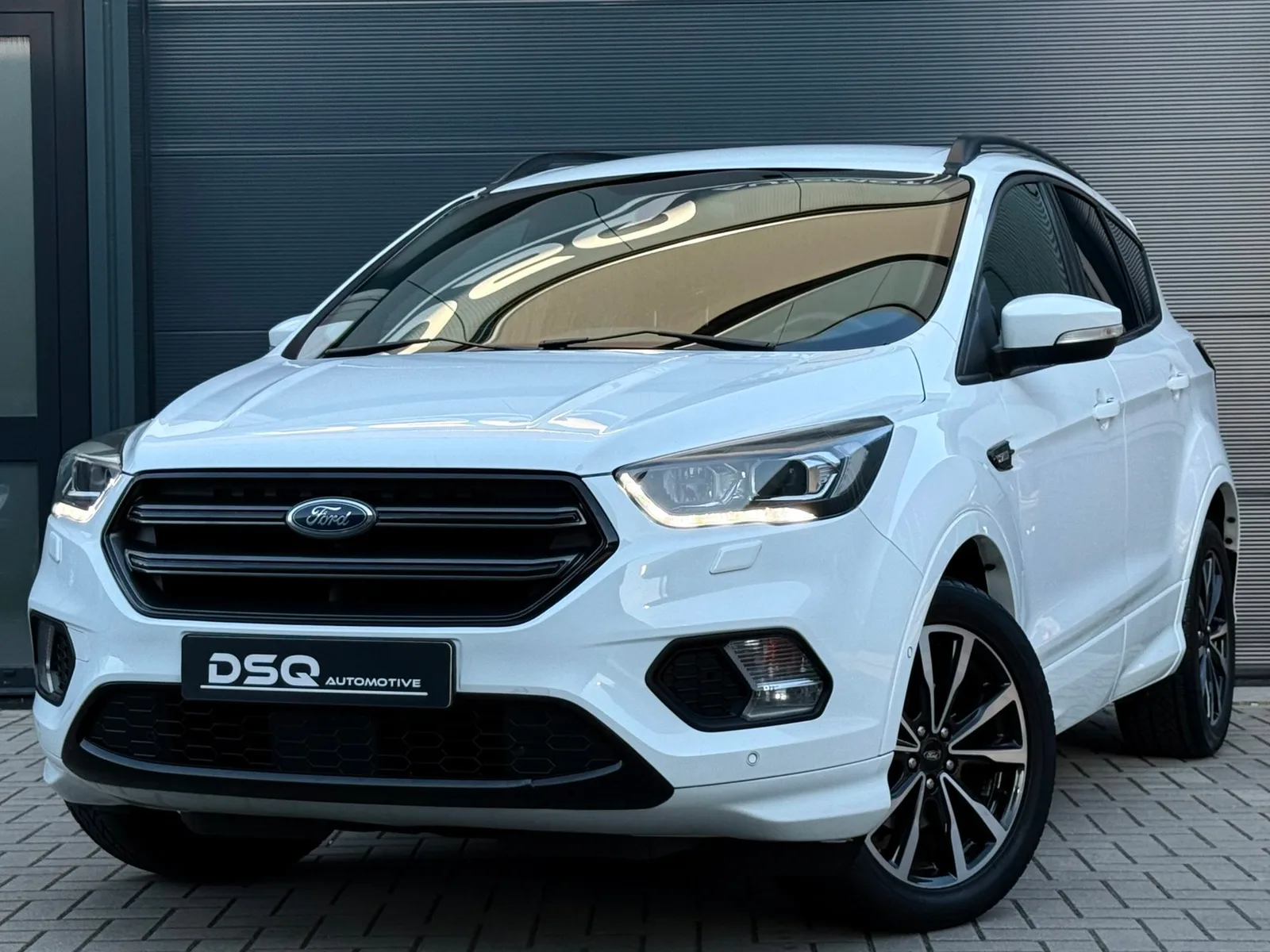 Ford Kuga (2018) — foto 1