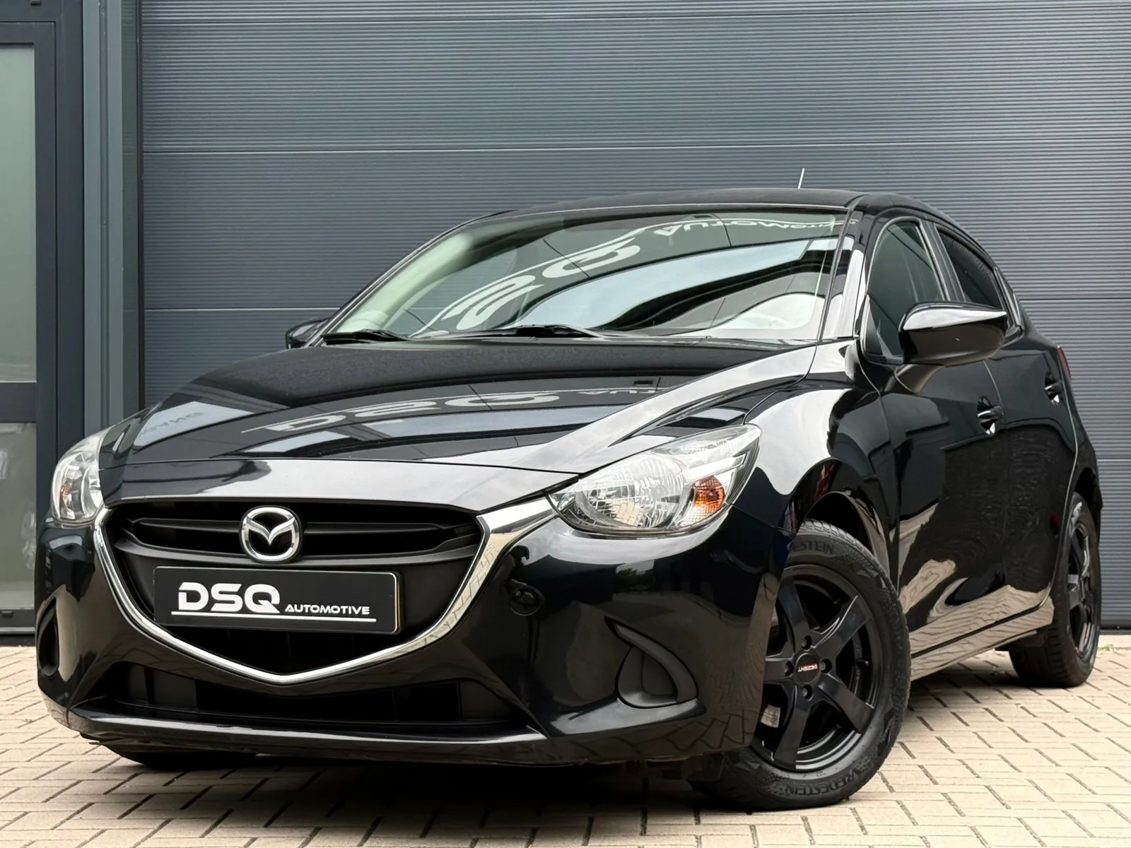 Mazda 2 (2015) — foto 1