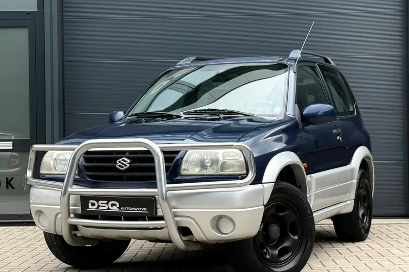 Suzuki Grand Vitara (2003)