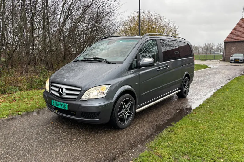 Mercedes-Benz Viano (2011)