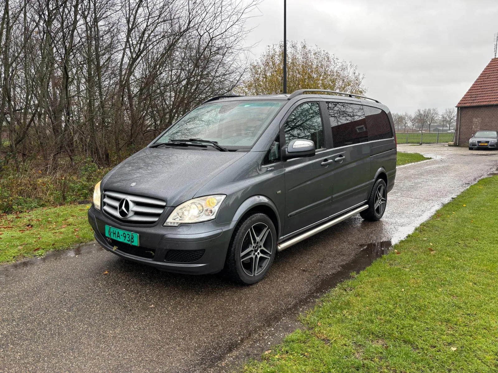 Mercedes-Benz Viano (2011) — foto 1