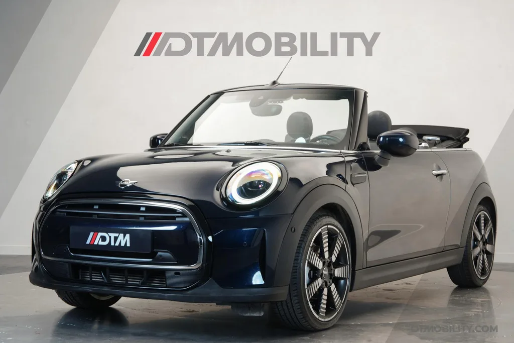 MINI Cabrio (2023) — foto 1