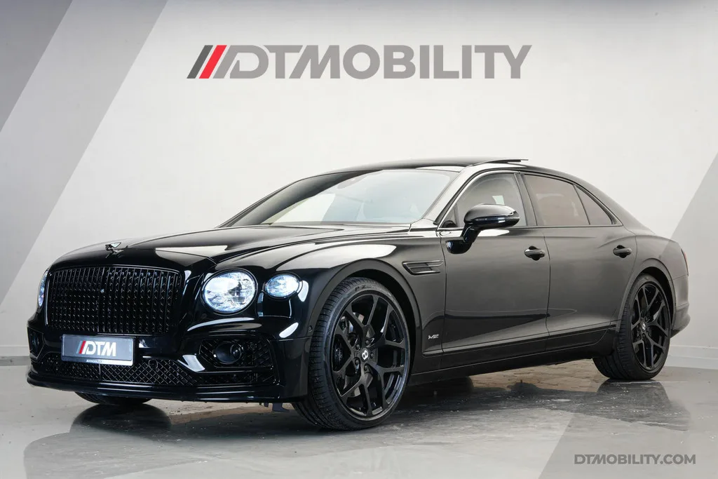Bentley Flying Spur (2022) — foto 1