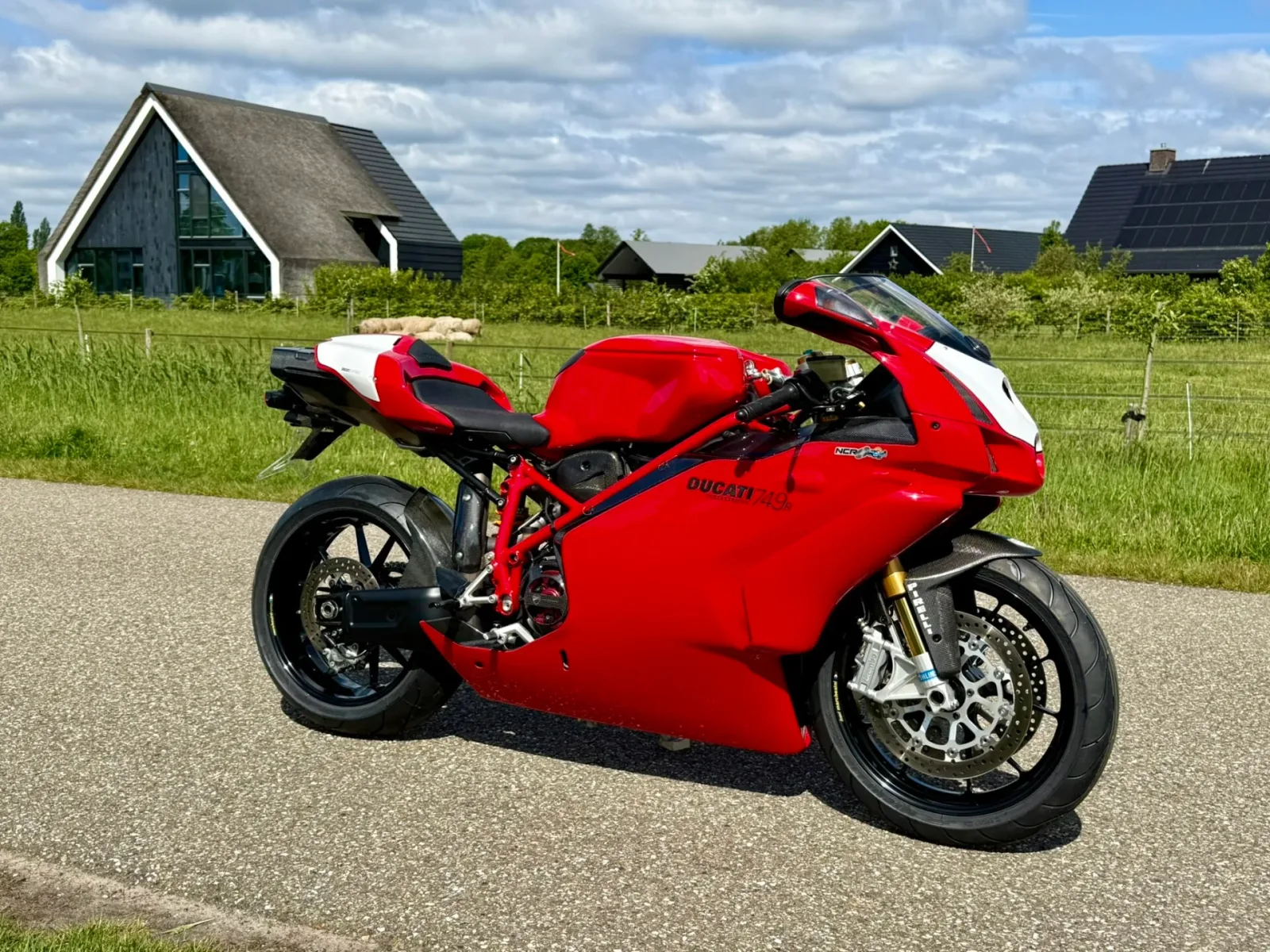 Ducati 749 R (2005) — foto 1