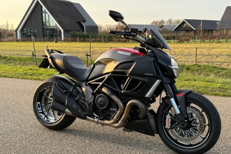 Ducati Diavel Strada (2013)
