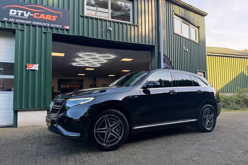 Mercedes-Benz EQC (2020)