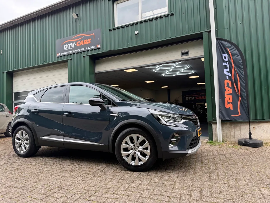 Renault Captur (2021) — foto 1
