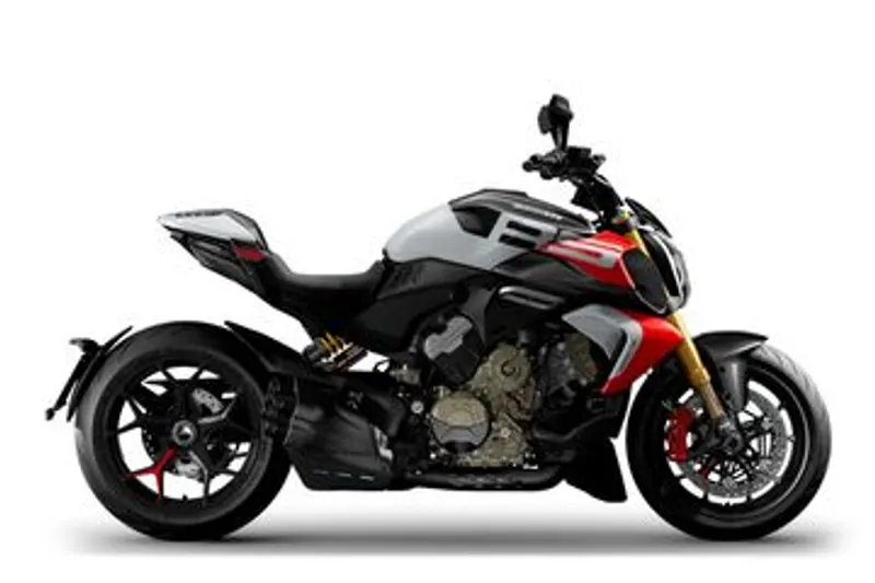 Ducati Diavel V4 RS (2026)