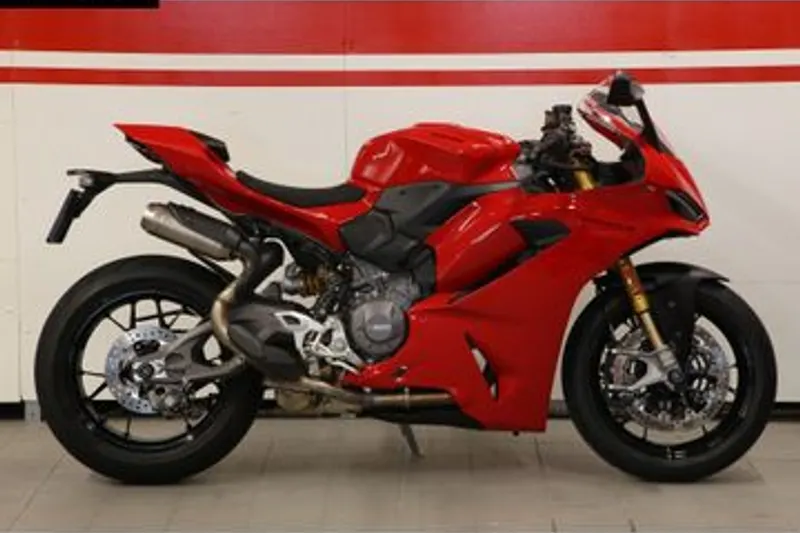 Ducati Panigale V2 (2025)